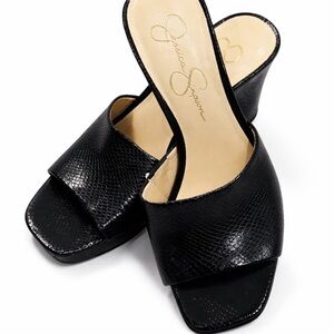 Jessica Simpson Black Textured wedges